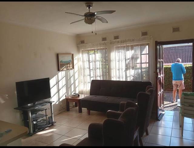 1 BEDROOM APARTMENT FOR SALE IN SCOTTBURGH